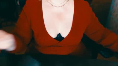 Snapshot of charlottextasty chatting on 02-07-25, 06:45 CharlotteXTasty online show from 02-07-25, 06:45