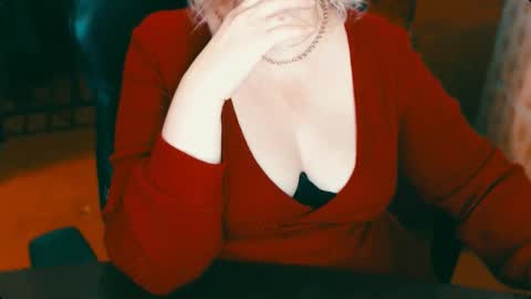 Snapshot of charlottextasty chatting on 02-14-25, 03:15 CharlotteXTasty online show from 02-14-25, 03:15