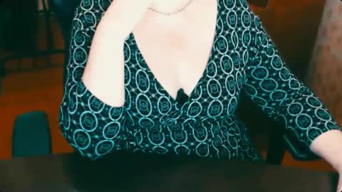 Snapshot of charlottextasty chatting on 02-20-25, 01:40 CharlotteXTasty online show from 02-20-25, 01:40