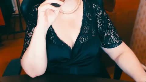 Snapshot of charlottextasty chatting on 03-12-25, 09:55 CharlotteXTasty online show from 03-12-25, 09:55