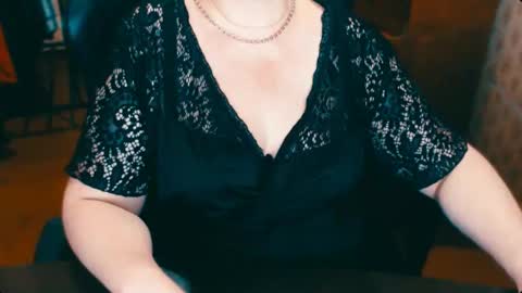 Snapshot of charlottextasty chatting on 03-12-25, 03:18 CharlotteXTasty online show from 03-12-25, 03:18