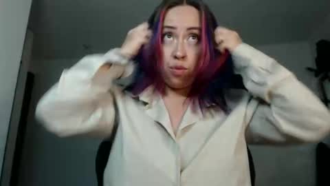 Snapshot of charlottezoe1 chatting on 03-16-26, 06:17 charlottezoe online show from 03-16-26, 06:17