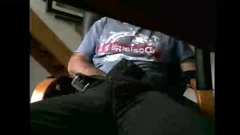 Snapshot of charly052 chatting on 10-25-25, 03:07 charly052 online show from 10-25-25, 03:07