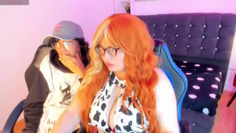 Snapshot of charly_morningstar chatting on 12-18-25, 02:06 Charly online show from 12-18-25, 02:06