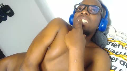 charly_vergonti_ online show from 09-18-25, 04:58