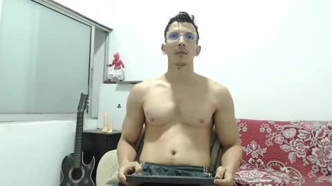   online show from 01-12-26, 03:17