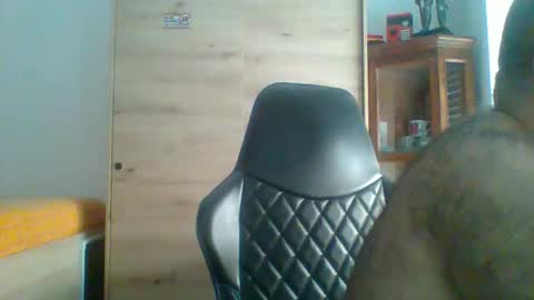 Snapshot of charlypalgar chatting on 02-18-26, 11:39 charly online show from 02-18-26, 11:39