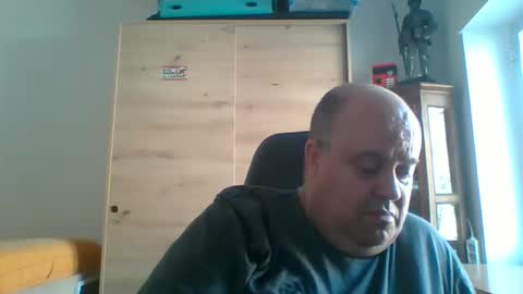 Snapshot of charlypalgar chatting on 02-20-26, 11:43 charly online show from 02-20-26, 11:43