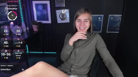 Snapshot of charmbianca chatting on 02-08-25, 05:29 Bianca online show from 02-08-25, 05:29