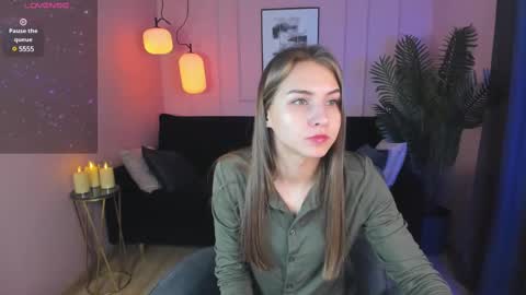 Snapshot of charmbianca chatting on 02-20-25, 08:39 Bianca online show from 02-20-25, 08:39