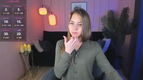 Snapshot of charmbianca chatting on 02-20-25, 11:42 Bianca online show from 02-20-25, 11:42