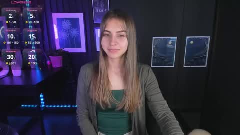 Snapshot of charmbianca chatting on 02-21-25, 02:38 Bianca online show from 02-21-25, 02:38