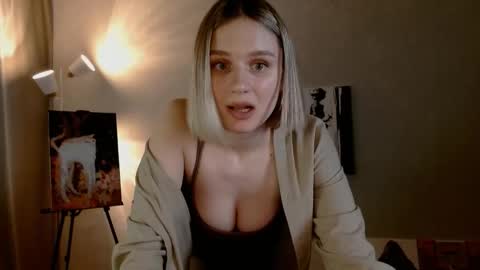 Michelle  online show from 11-10-25, 06:45