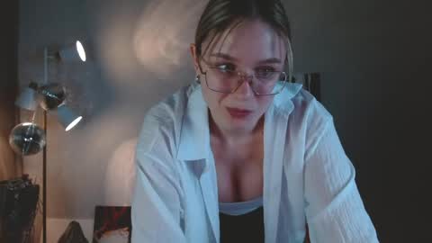 Michelle  online show from 04-18-26, 01:42