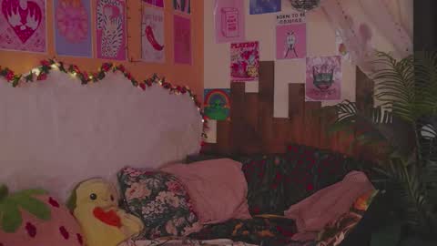 Snapshot of charming_lilly chatting on 02-09-26, 10:30 Lissa online show from 02-09-26, 10:30