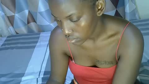 Snapshot of charmingdime chatting on 10-13-25, 03:45 charmingdime online show from 10-13-25, 03:45