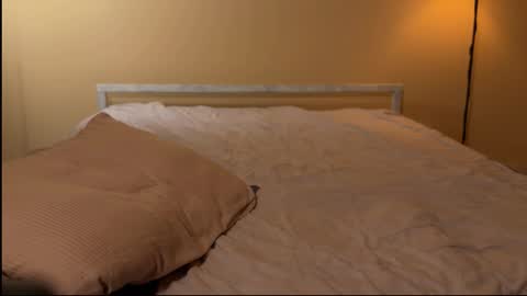 katie online show from 11-29-25, 02:42