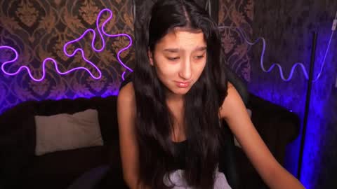 Snapshot of charmmocco chatting on 02-11-25, 10:48 SweetMoco online show from 02-11-25, 10:48