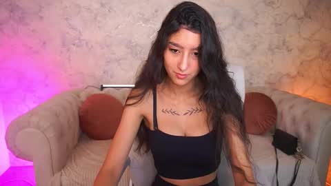 Snapshot of charmmocco chatting on 12-04-25, 02:37 SweetMoco online show from 12-04-25, 02:37