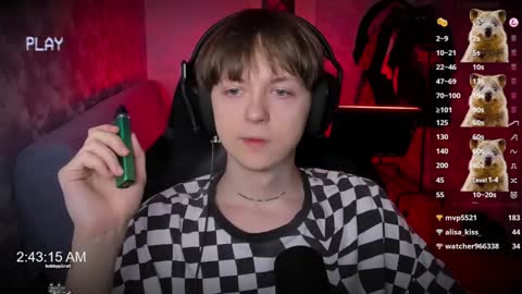 Snapshot of charonbaby1 chatting on 01-19-25, 11:43 lynxy online show from 01-19-25, 11:43