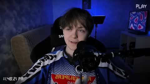 Snapshot of charonbaby1 chatting on 11-17-25, 08:47 lynxy online show from 11-17-25, 08:47