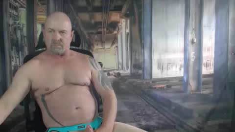 ChatToManlyGuy online show from 06-03-26, 04:45