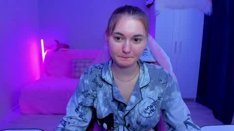 Betty online show from 05-08-26, 05:13