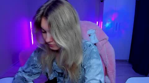 Betty online show from 05-11-26, 05:57