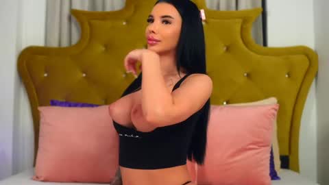 Snapshot of chaturbarbie_ chatting on 05-25-26, 10:16 Velma online show from 05-25-26, 10:16