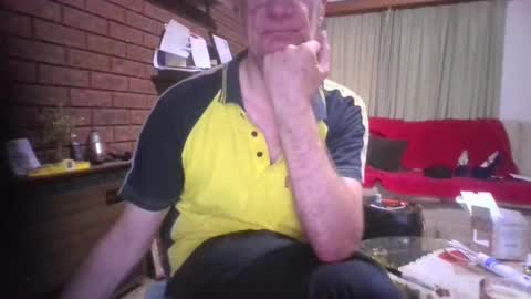 We Chat online show from 01-16-25, 09:27