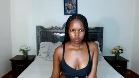 Snapshot of chayenie chatting on 07-25-26, 10:35 Cheyenne online show from 07-25-26, 10:35
