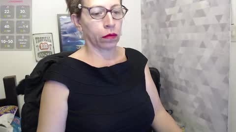 CHAYLA VICTORIA RUIZ  online show from 09-08-25, 08:30