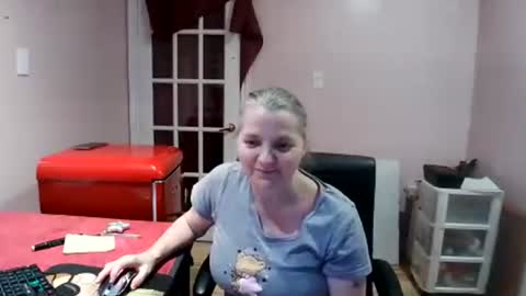 chealsiek online show from 11-20-25, 12:33