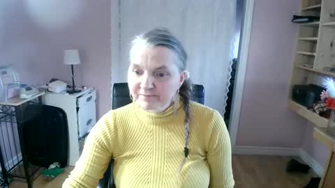 chealsiek online show from 04-18-26, 10:32