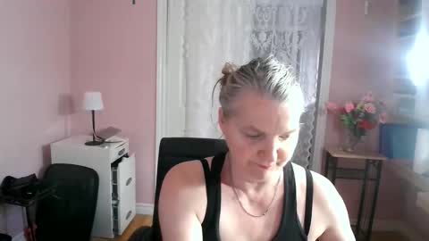 chealsiek online show from 05-14-26, 03:08