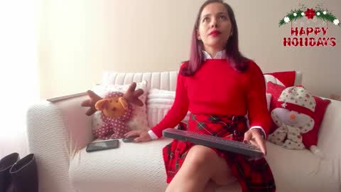 Regina Phalange online show from 12-22-25, 06:38