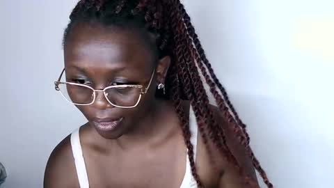 Snapshot of cheeky_charms chatting on 09-11-25, 05:46 cheeky_charms online show from 09-11-25, 05:46