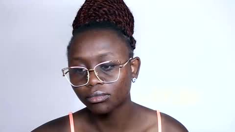 Snapshot of cheeky_charms chatting on 09-20-25, 06:09 cheeky_charms online show from 09-20-25, 06:09