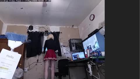cheerleader_crossdresser online show from 05-07-26, 07:25