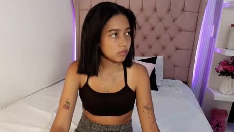 Snapshot of cheerry_moon chatting on 11-12-25, 05:24 cheerry_moon online show from 11-12-25, 05:24