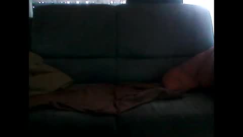 Snapshot of cheesy4444 chatting on 02-13-25, 12:32 Tom online show from 02-13-25, 12:32