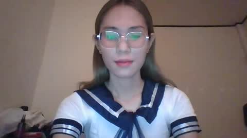 Snapshot of chelly4u69 chatting on 03-11-25, 12:54 chelly4u69 online show from 03-11-25, 12:54