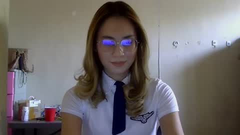 Snapshot of chelly4u69 chatting on 09-14-25, 04:00 chelly4u69 online show from 09-14-25, 04:00