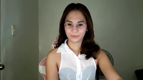 Snapshot of chelly4u69 chatting on 06-09-26, 01:50 chelly4u69 online show from 06-09-26, 01:50
