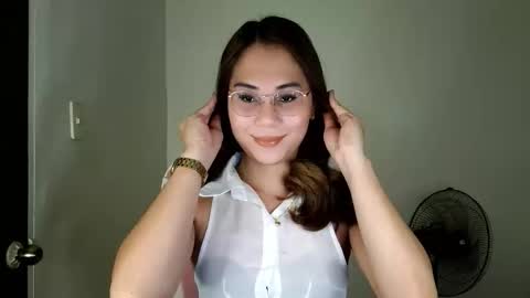 Snapshot of chelly4u69 chatting on 06-11-26, 02:00 chelly4u69 online show from 06-11-26, 02:00