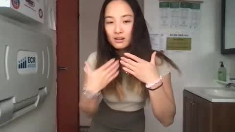 Snapshot of chellybear101 chatting on 01-19-25, 05:28 chellybear101 online show from 01-19-25, 05:28