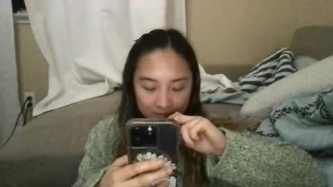 Snapshot of chellybear101 chatting on 02-11-25, 08:05 chellybear101 online show from 02-11-25, 08:05