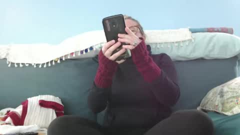 Chelsea online show from 02-28-25, 09:01