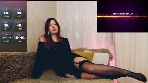 Snapshot of chelsey_rayne chatting on 04-30-26, 08:57 Instagram faroffland online show from 04-30-26, 08:57
