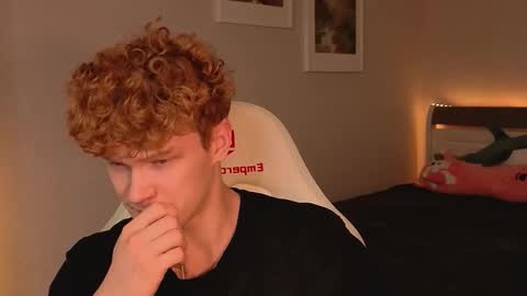 LUCASRYANPVT IS OPEN online show from 11-25-25, 03:39